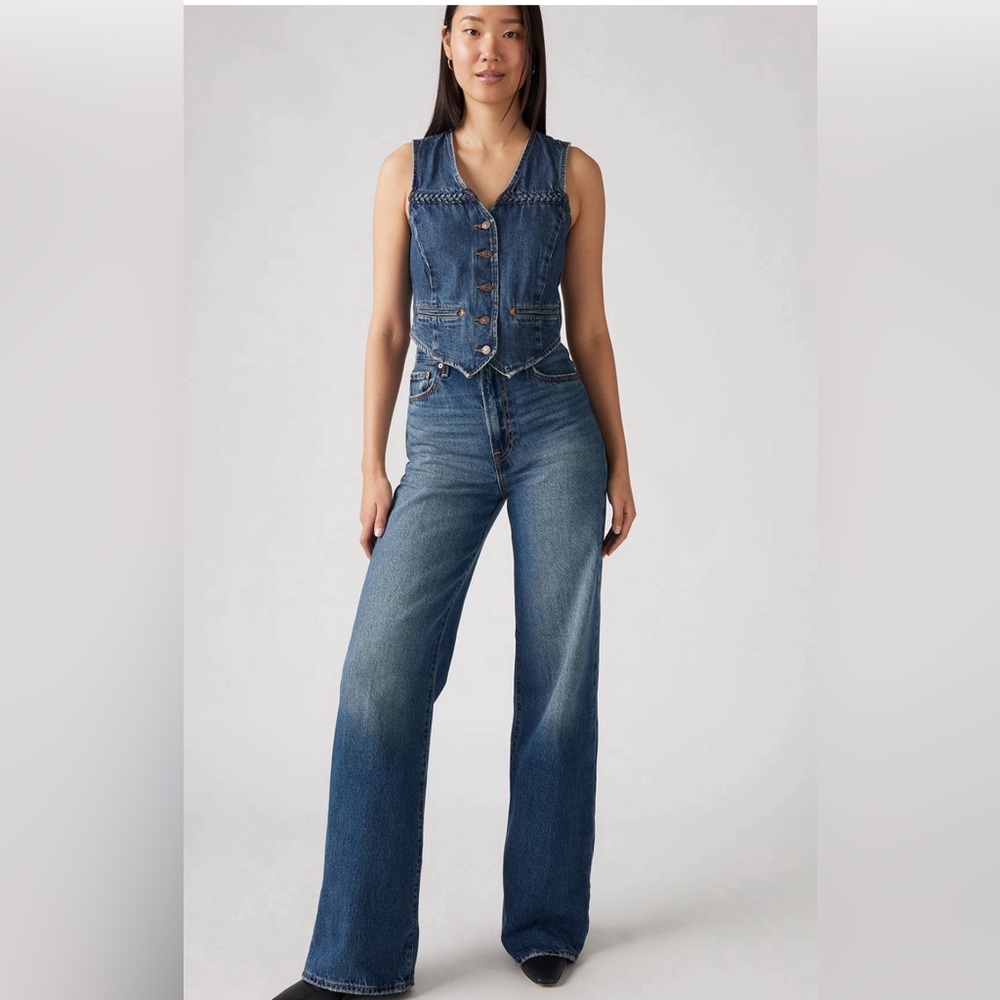 Levi’s ribcage wide leg denim long inseam 34”